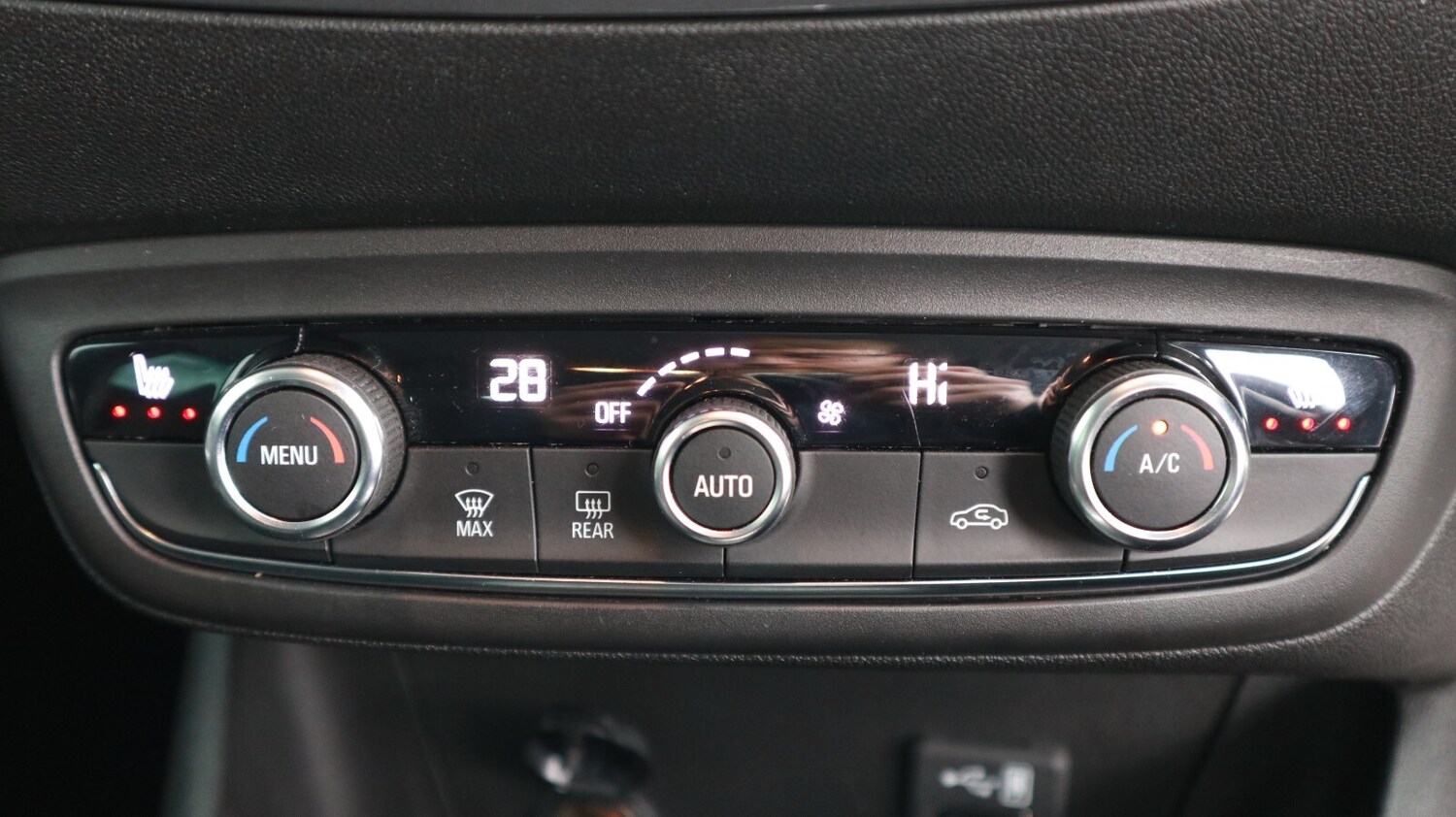 Used Vauxhall Crossland 2022 for sale - 77428108: Photo 36