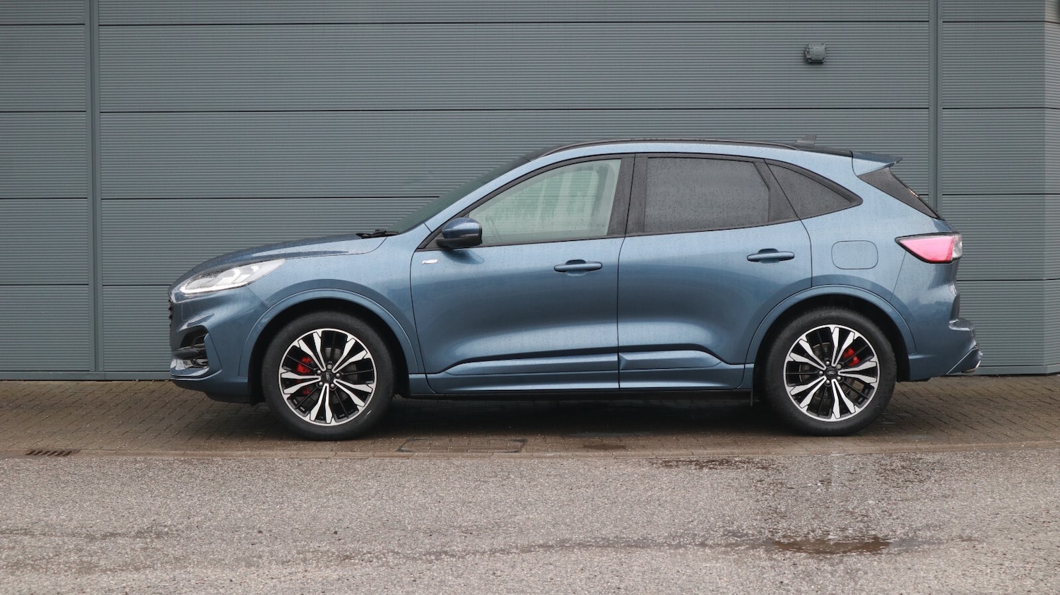 Used Ford Kuga 2023 for sale - 77685688: Photo 4