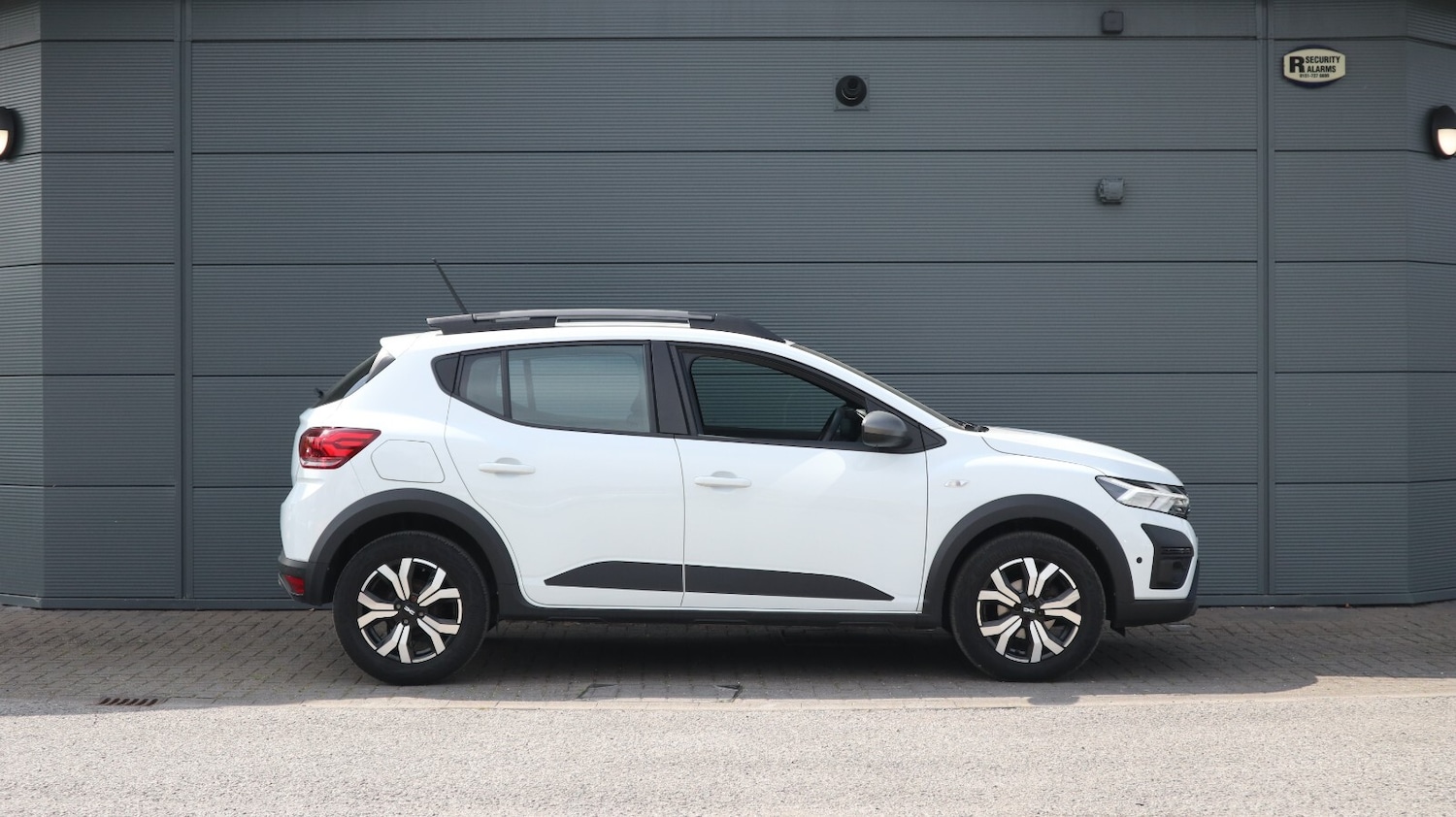 Used Dacia Sandero Stepway 2023 for sale - 76818183: Photo 8