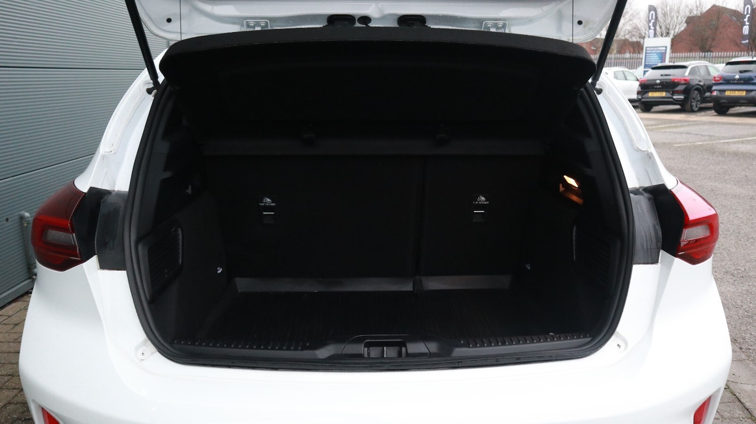 Used Ford Focus 2023 for sale - 76818159: Photo 19