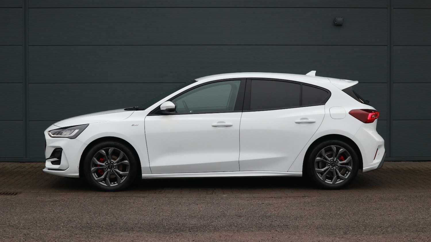 Used Ford Focus 2023 for sale - 76818159: Photo 4