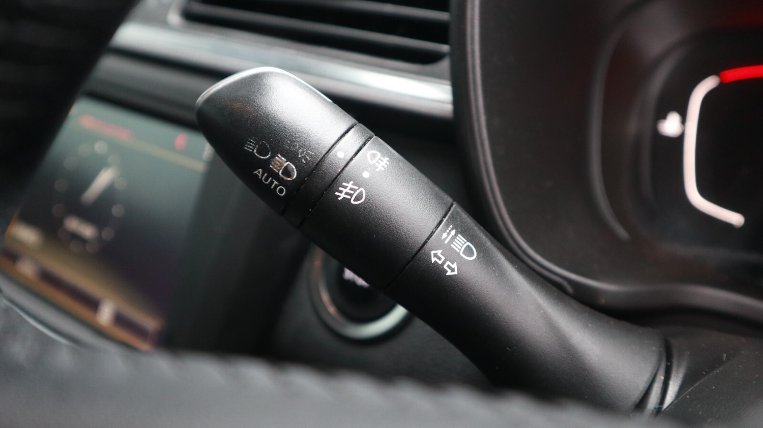 Used Renault Kadjar 2016 for sale - 77151392: Photo 29