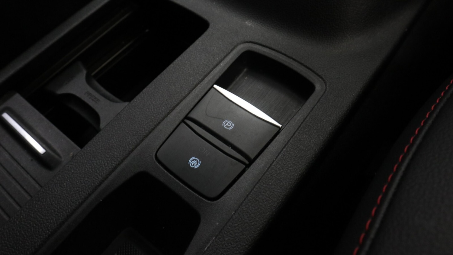 Used Ford Kuga 2022 for sale - 76818260: Photo 32