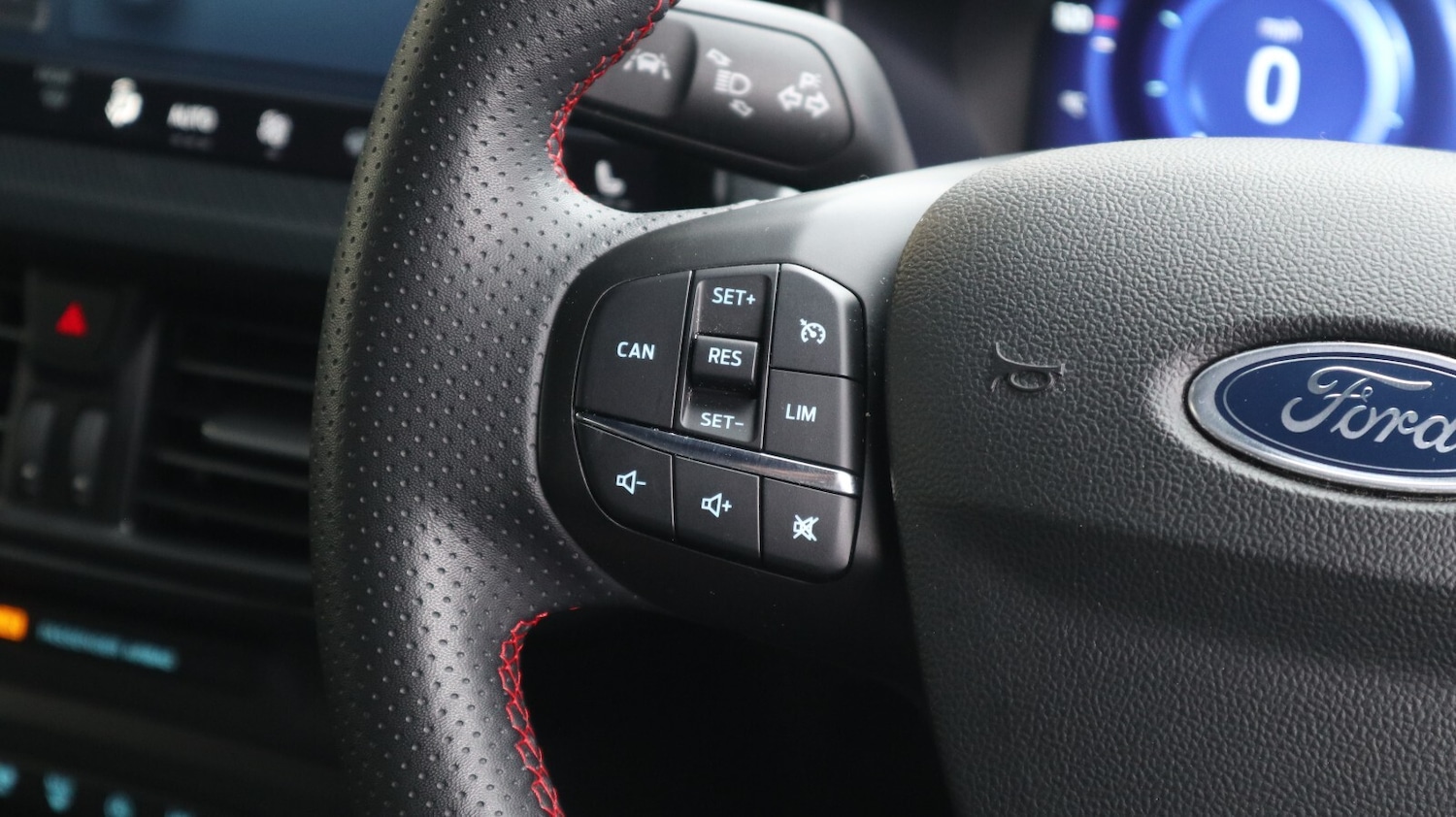 Used Ford Focus 2022 for sale - 76818306: Photo 27