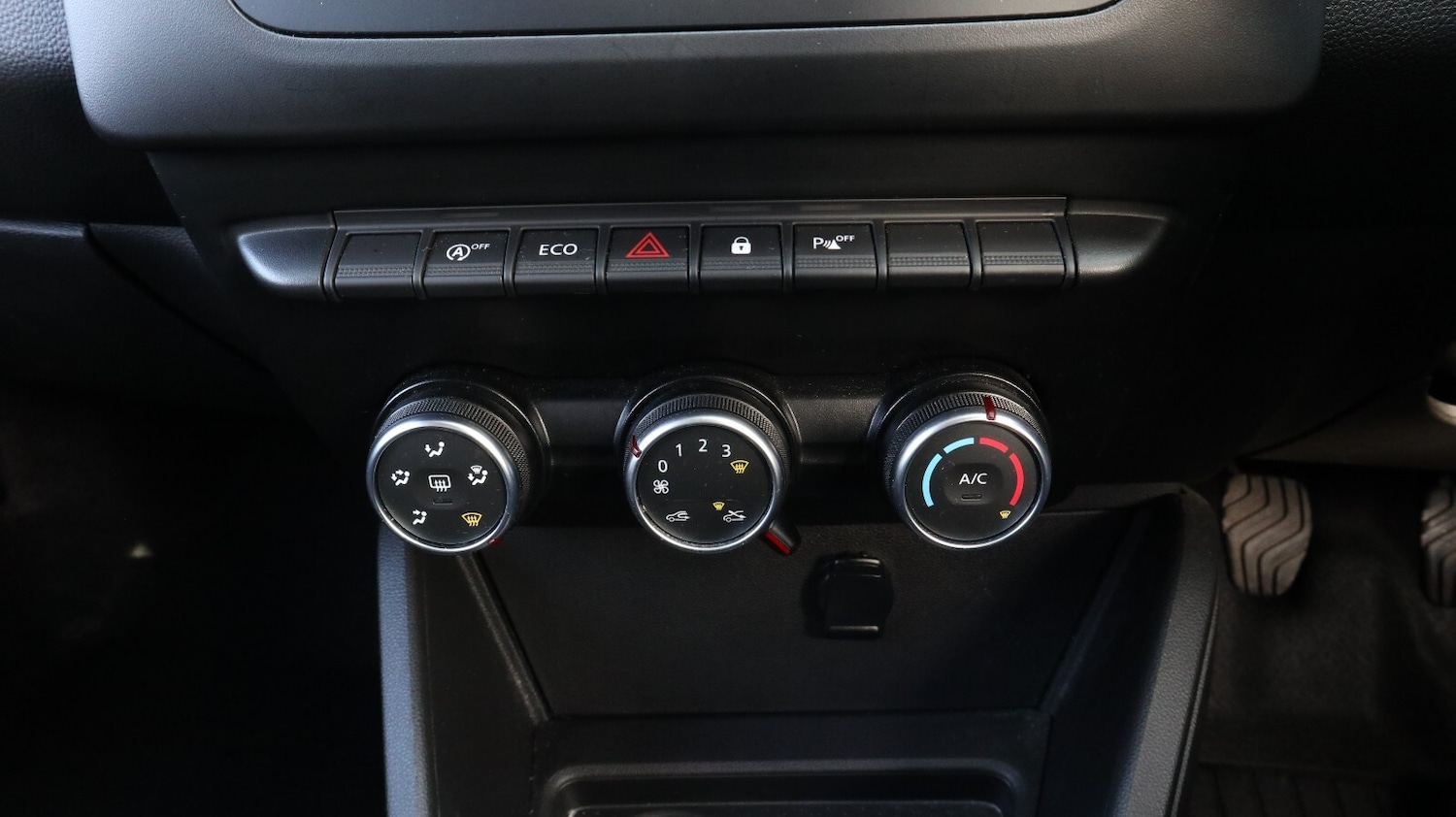 Used Dacia Duster 2020 for sale - 76818286: Photo 32