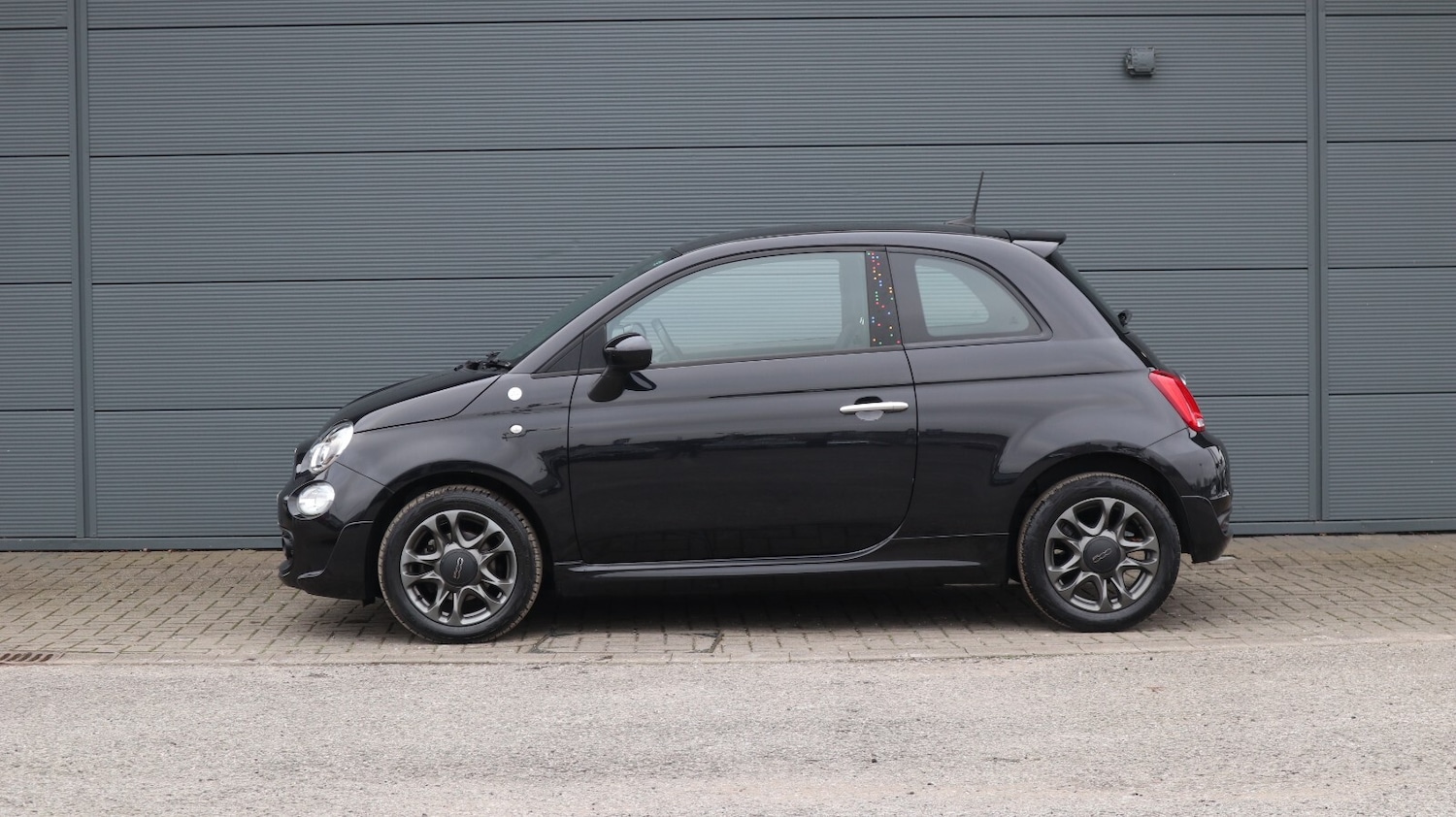 Used Fiat 500 2021 for sale - 76818307: Photo 4