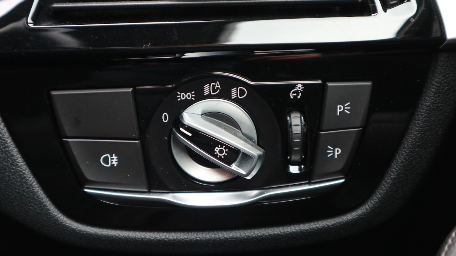 Used BMW 5 Series 2021 for sale - 77600413: Photo 45