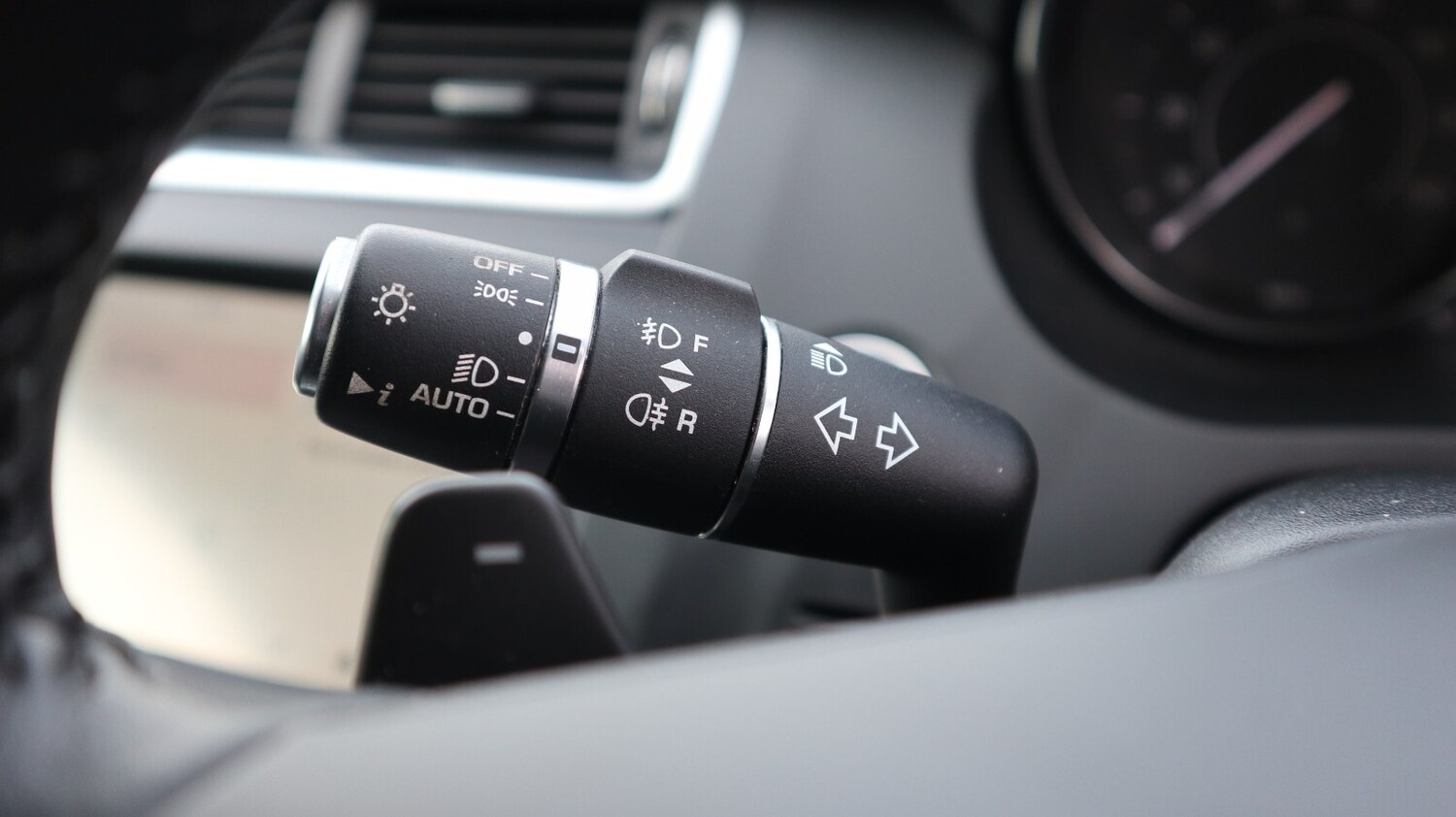 Used Jaguar E-Pace 2019 for sale - 77959949: Photo 26