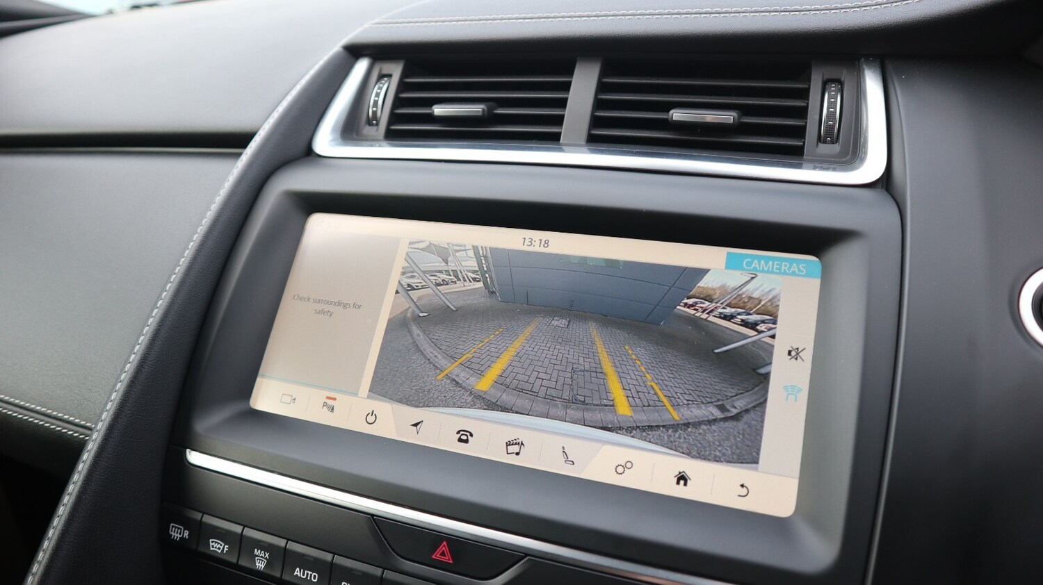 Used Jaguar E-Pace 2019 for sale - 77959949: Photo 29