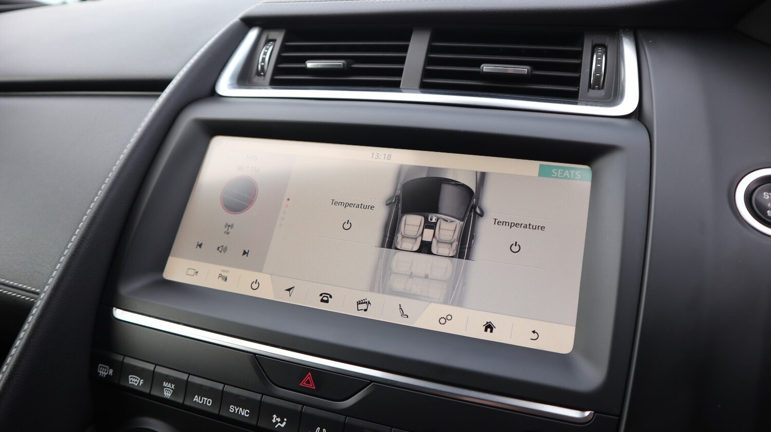 Used Jaguar E-Pace 2019 for sale - 77959949: Photo 30