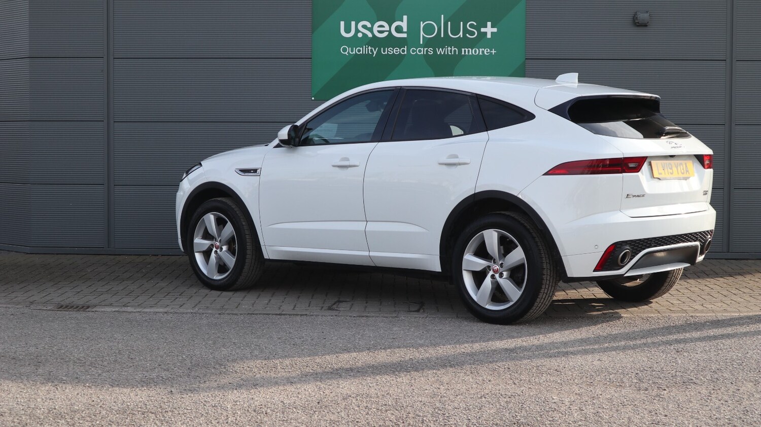 Used Jaguar E-Pace 2019 for sale - 77959949: Photo 5