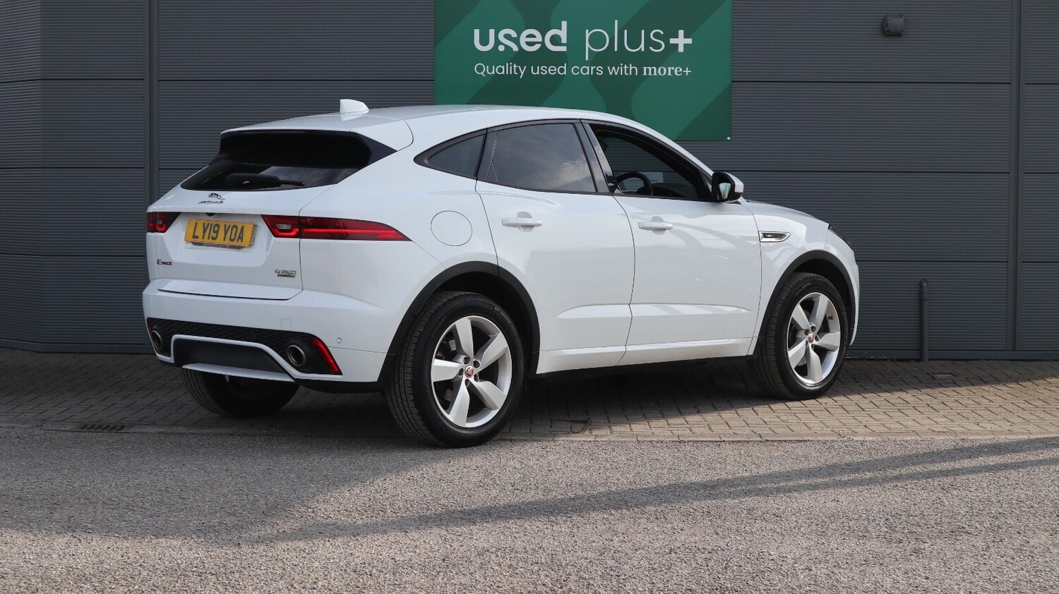 Used Jaguar E-Pace 2019 for sale - 77959949: Photo 7