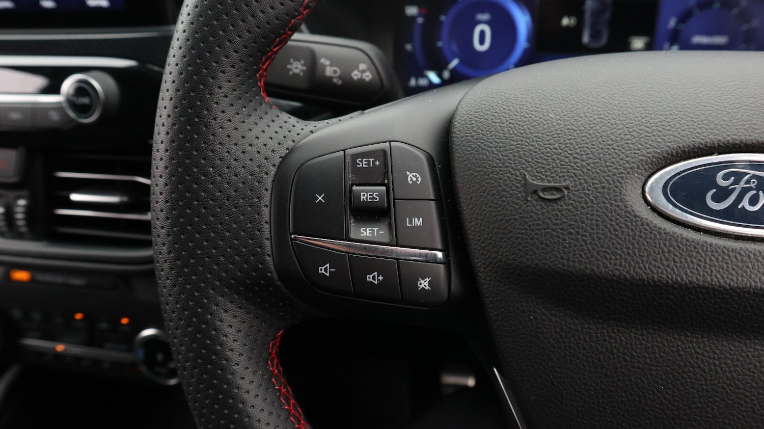 Used Ford Kuga 2023 for sale - 76818239: Photo 28