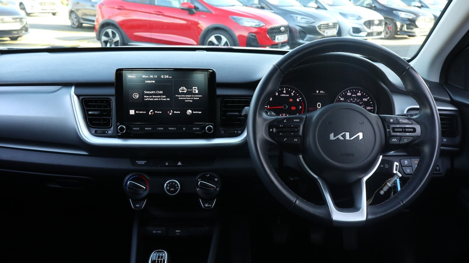 Used Kia Stonic 2022 for sale - 76818225: Photo 27