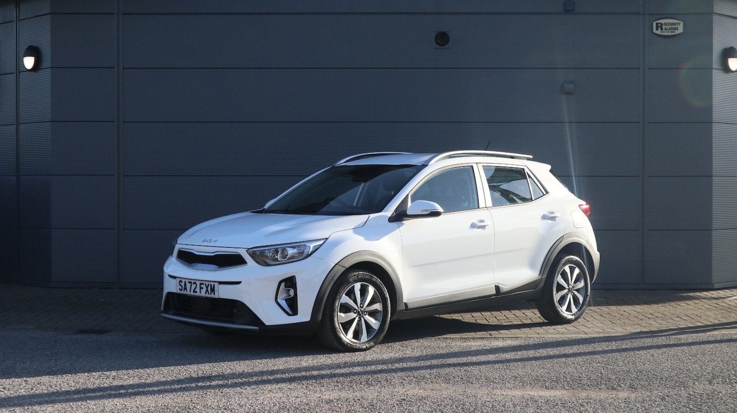 Used Kia Stonic 2022 for sale - 76818225: Photo 3