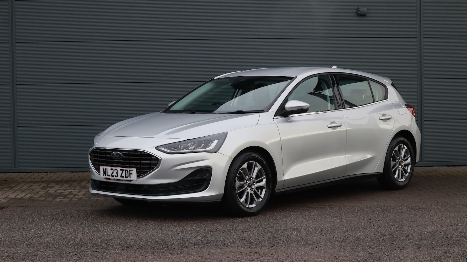 Used Ford Focus 2023 for sale - 77225061: Photo 2