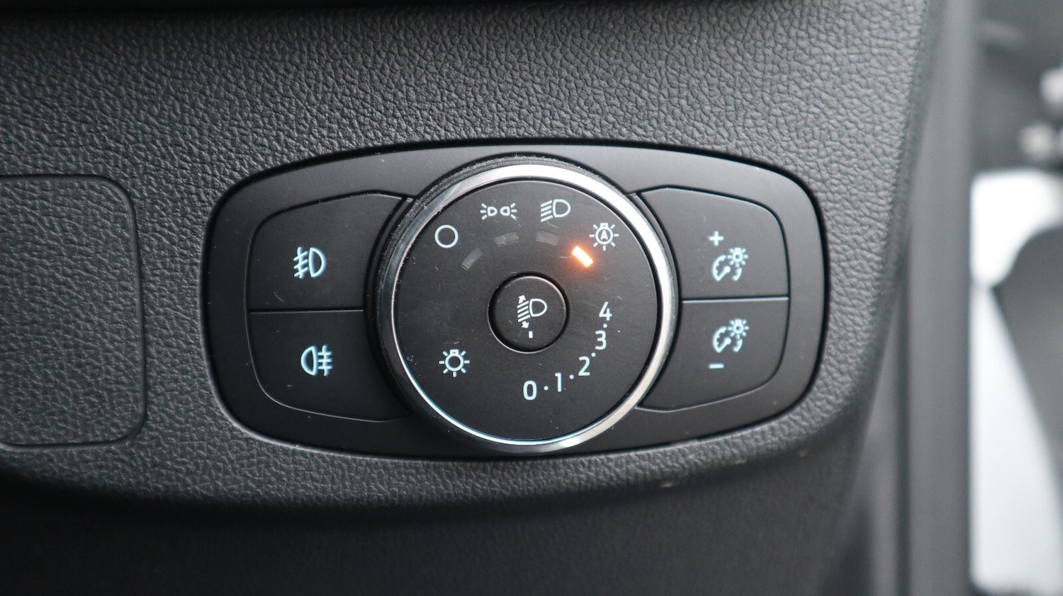 Used Ford Focus 2023 for sale - 77225061: Photo 35