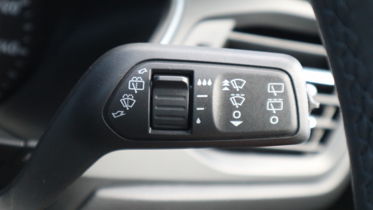 Used Ford Focus 2020 for sale - 76818171: Photo 32