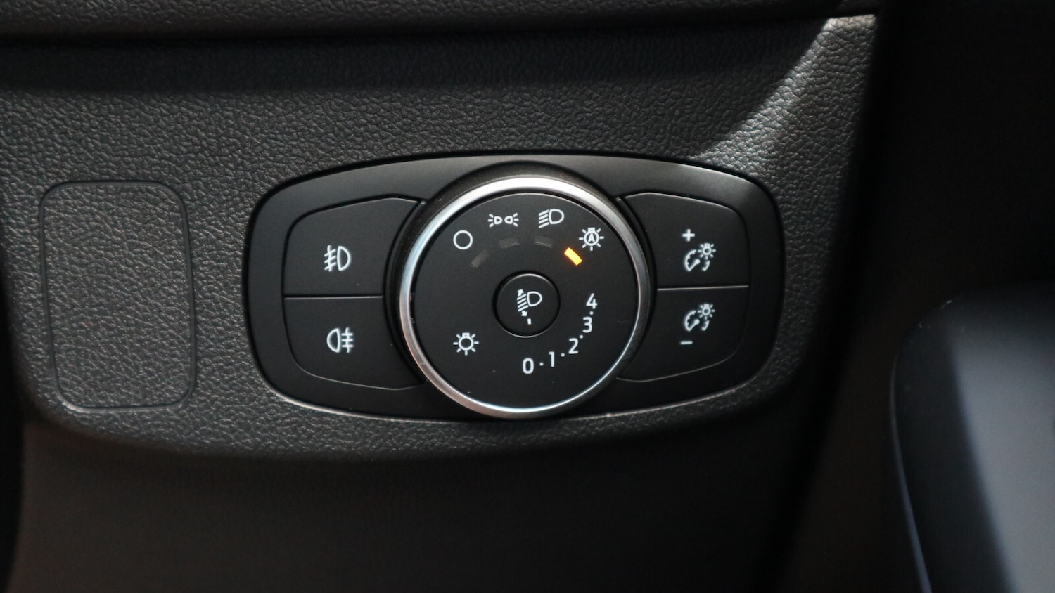 Used Ford Focus 2020 for sale - 76818171: Photo 38