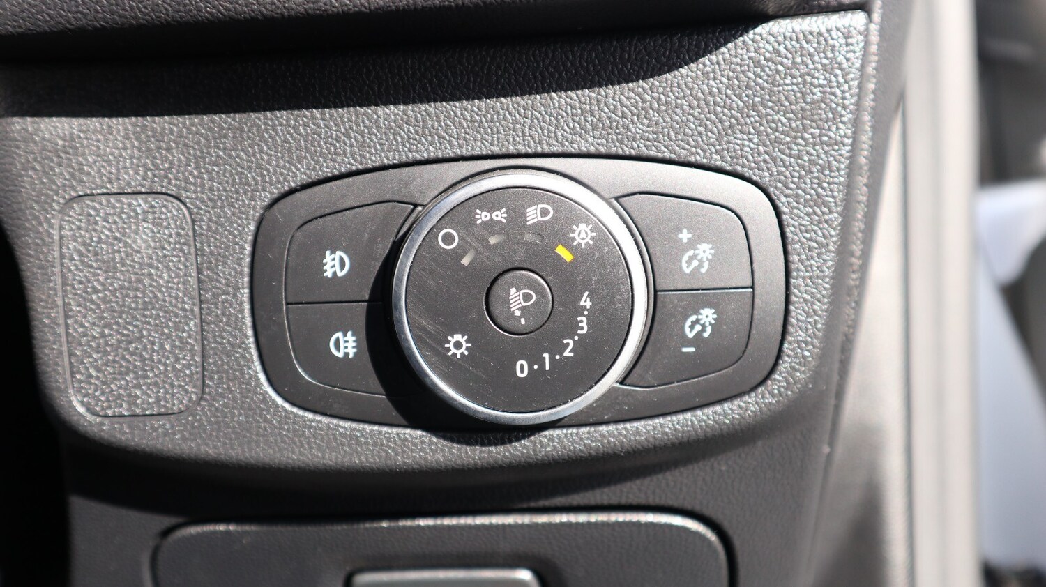 Used Ford Focus 2020 for sale - 77959938: Photo 41