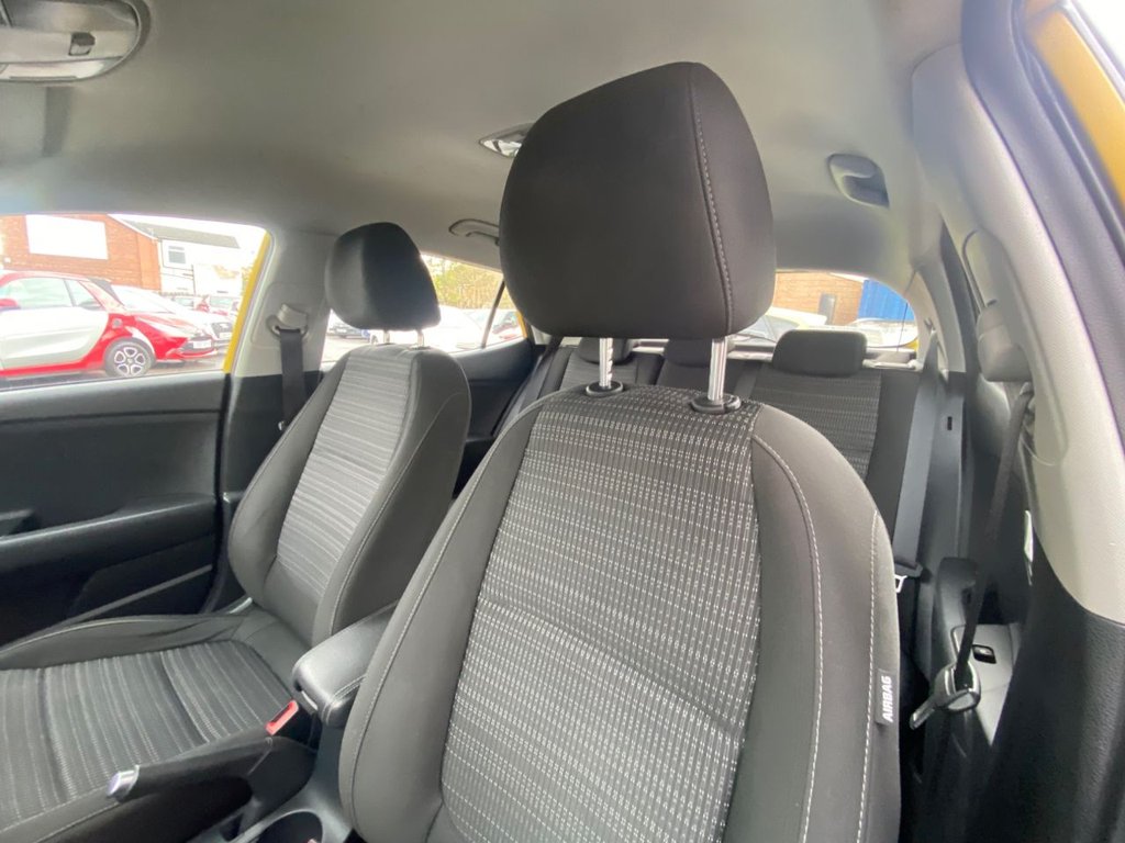 Used Kia Stonic 2021 for sale - 76386412: Photo 17