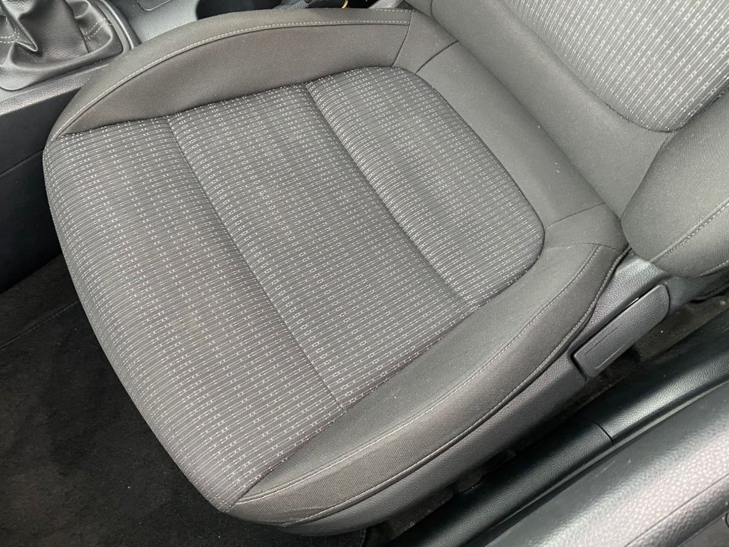 Used Kia Stonic 2021 for sale - 76386412: Photo 21