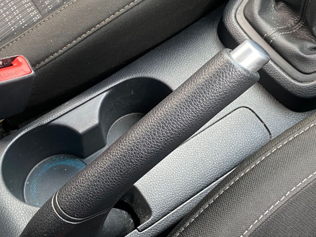 Used Kia Stonic 2021 for sale - 76386412: Photo 39