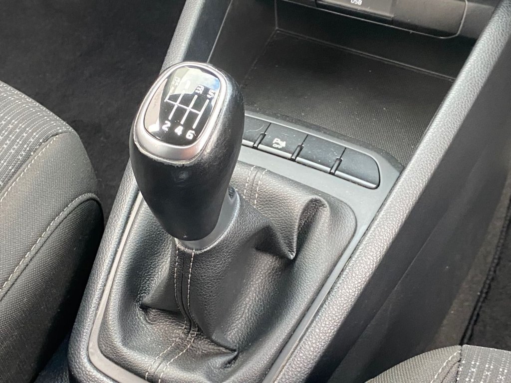 Used Kia Stonic 2021 for sale - 76386412: Photo 40