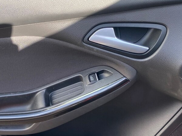 Used Ford Focus 2015 for sale - 76080713: Photo 19