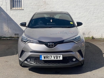 Used Toyota C-HR 2017 for sale - 75876119: Photo