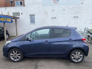 Used Toyota Yaris 2012 for sale - 75585793: Photo