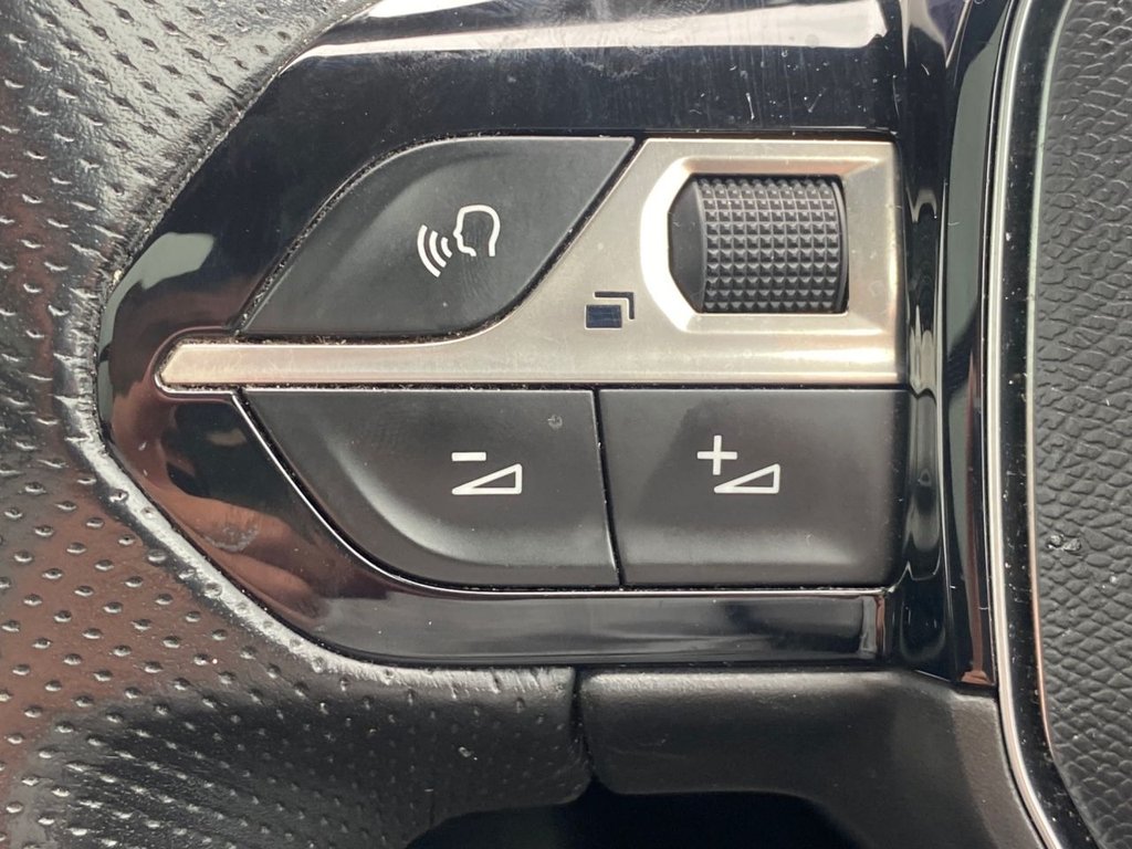 Used Peugeot 5008 2018 for sale - 76132121: Photo 46