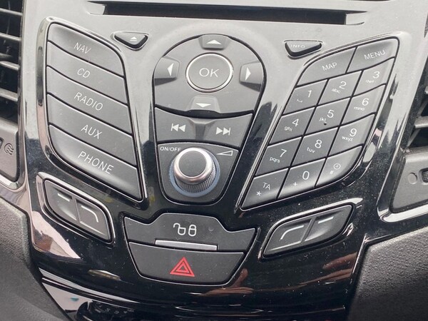 Used Ford Fiesta 2016 for sale - 76038595: Photo 35