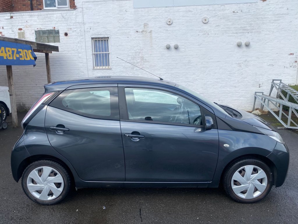 Used Toyota AYGO 2015 for sale - 75923523: Photo 12