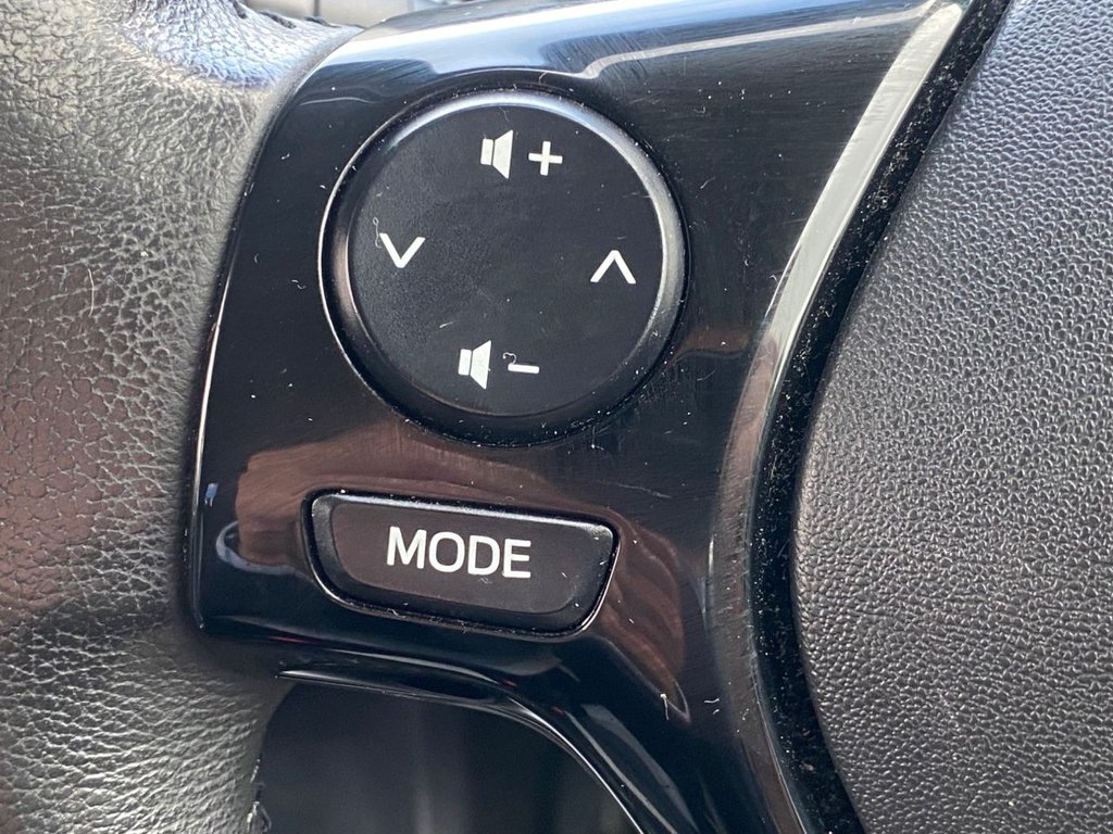 Used Toyota AYGO 2015 for sale - 75923523: Photo 40