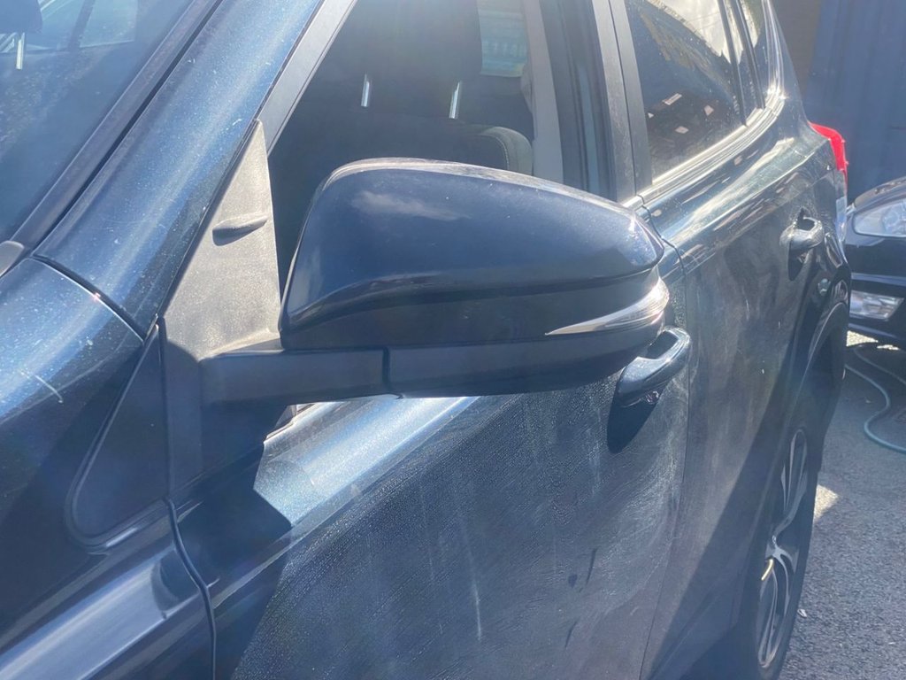 Used Toyota RAV4 2015 for sale - 75986366: Photo 31