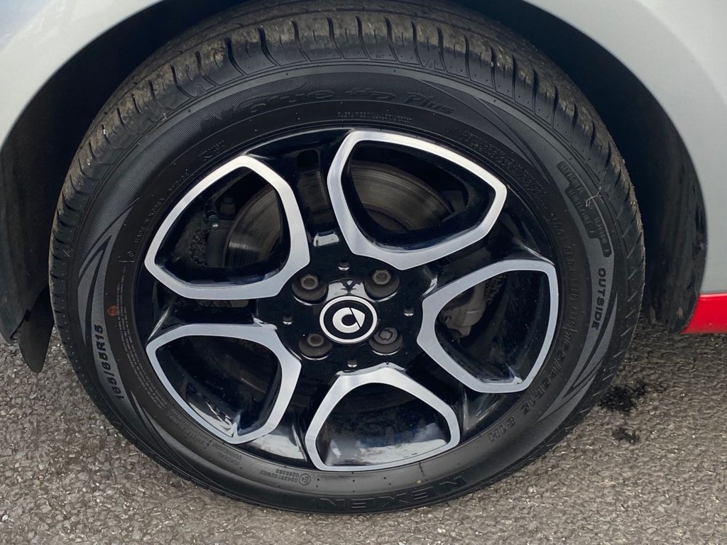 Used smart fortwo 2016 for sale - 75912378: Photo 23