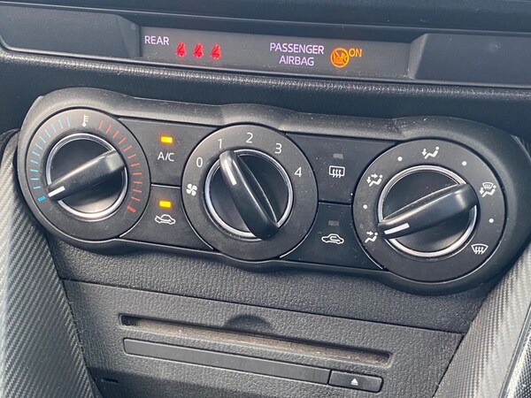 Used Mazda Mazda2 2015 for sale - 75221210: Photo 39