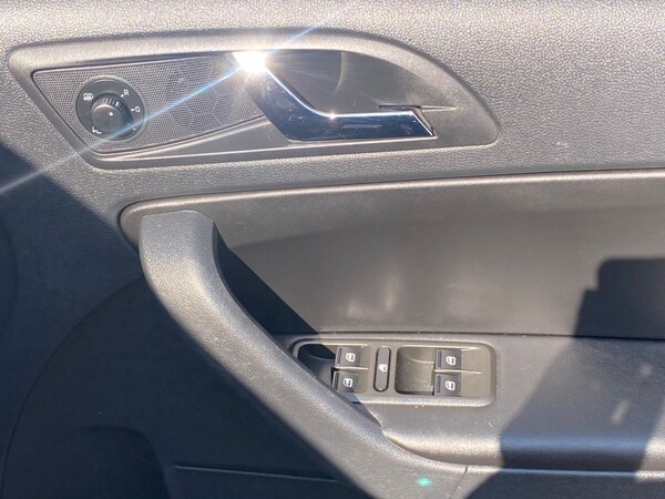 Used Skoda Yeti 2017 for sale - 76210236: Photo 35