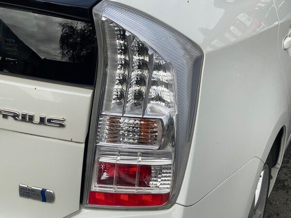 Used Toyota Prius 2011 for sale - 76202397: Photo 37