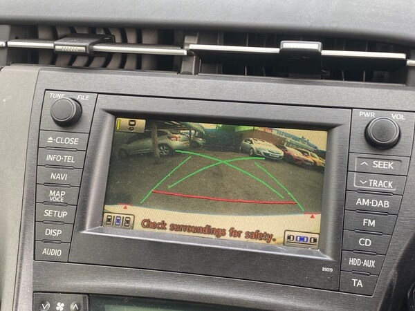 Used Toyota Prius 2011 for sale - 76202397: Photo 40