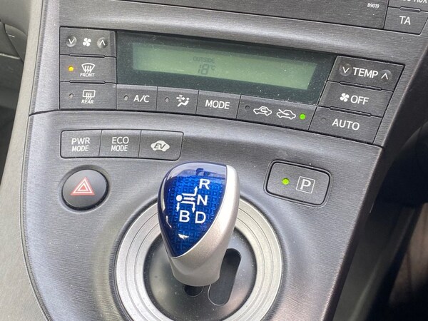 Used Toyota Prius 2011 for sale - 76202397: Photo 41