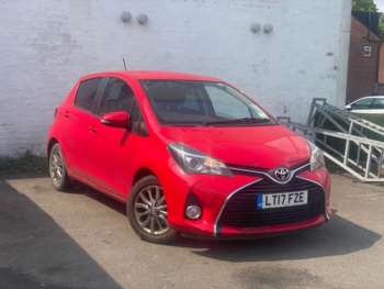 Used Toyota Yaris 2017 for sale - 74884601: Photo