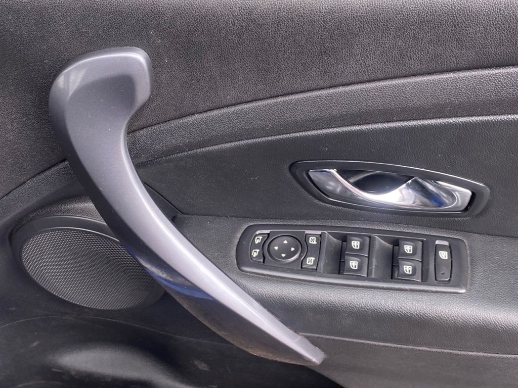 Used Renault Megane 2014 for sale - 76385909: Photo 20