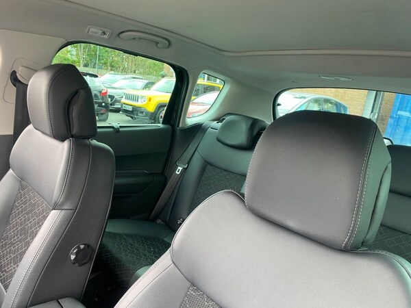 Used Peugeot 3008 2016 for sale - 76092485: Photo 21