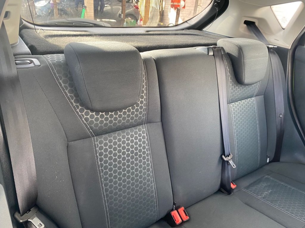 Used Ford Fiesta 2010 for sale - 76386366: Photo 17