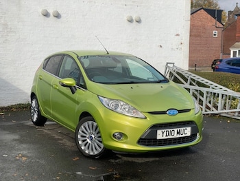 2010 (10) - 1.4 Titanium Hatchback 5dr Petrol Manual (133 g/km, 94 bhp)