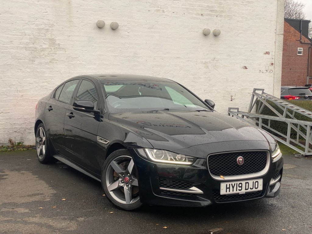 Used Jaguar XE 2019 for sale - 76536176: Photo 2