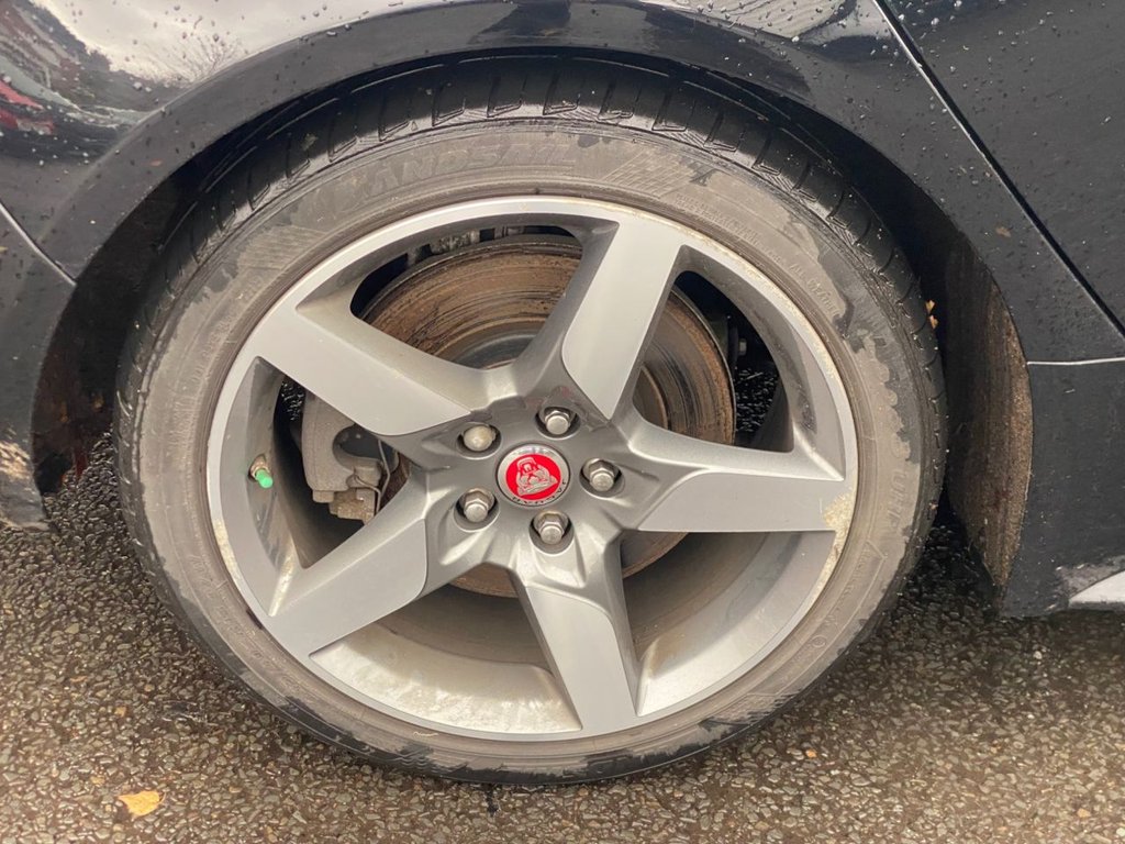 Used Jaguar XE 2019 for sale - 76536176: Photo 25