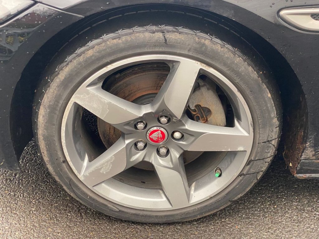 Used Jaguar XE 2019 for sale - 76536176: Photo 27